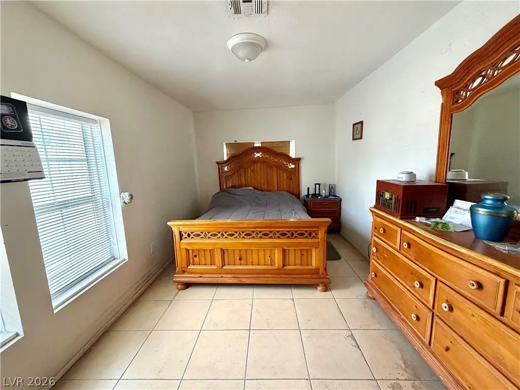 Picture 19