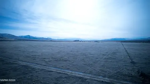 Winnemucca Land with Mountain Views