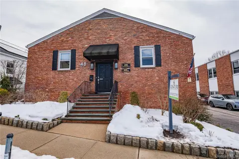 Turn-Key Commercial Space, Parking Included