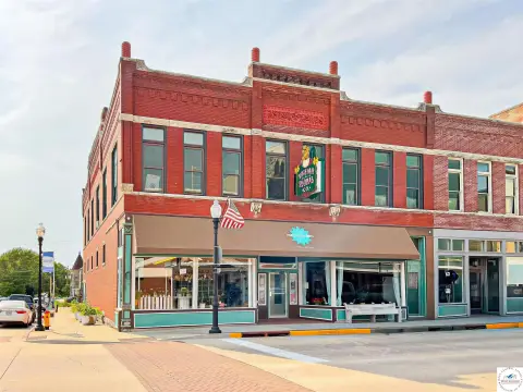 Mixed-Use Property with Eatery