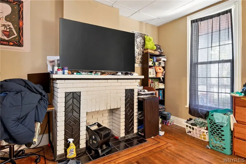 Picture 8