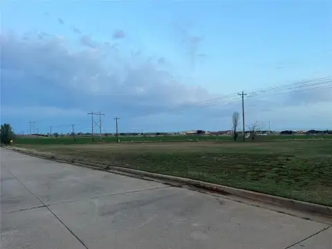 Residential Lot in Kingfisher, OK
