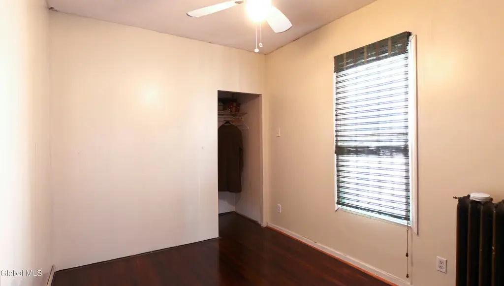 Picture 12