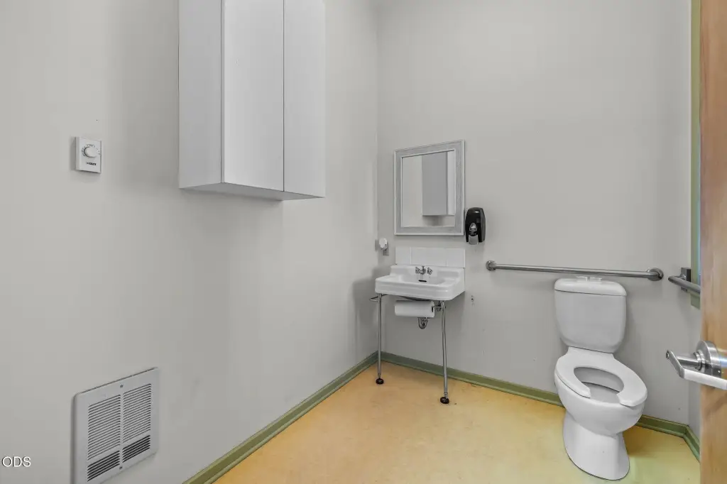 Picture 11