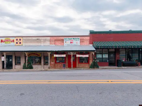 Calico Rock Commercial Opportunity