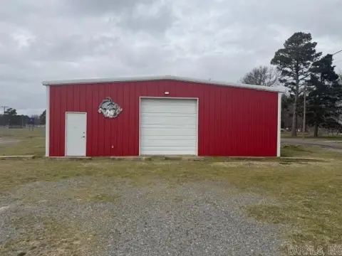 Specialty Metal Building with Batting Cages