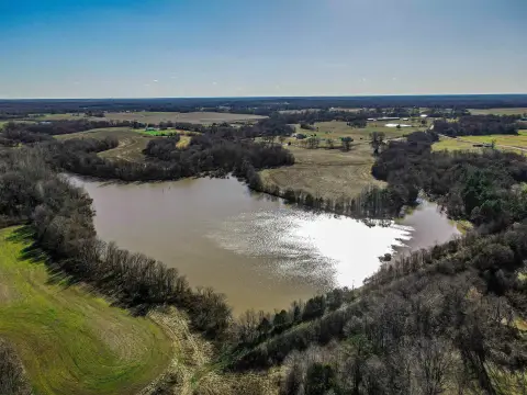 Fayette County Farm with Large Lake