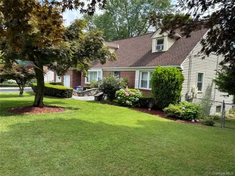 Thornwood Two-Family Home with Apartment