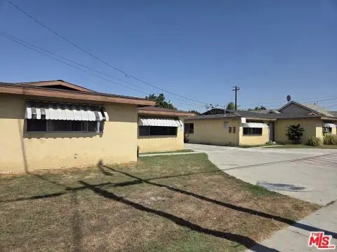 16-Unit Duplex Community
