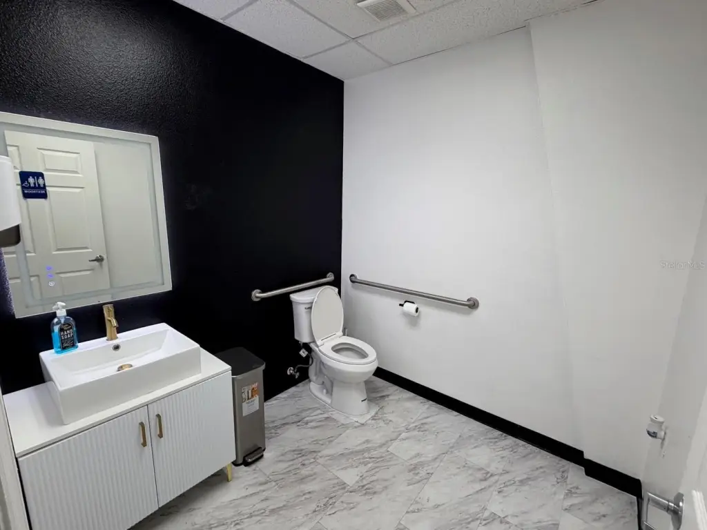 Picture 18
