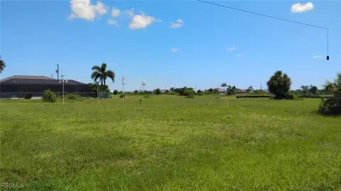 Residential Lot in Cape Coral