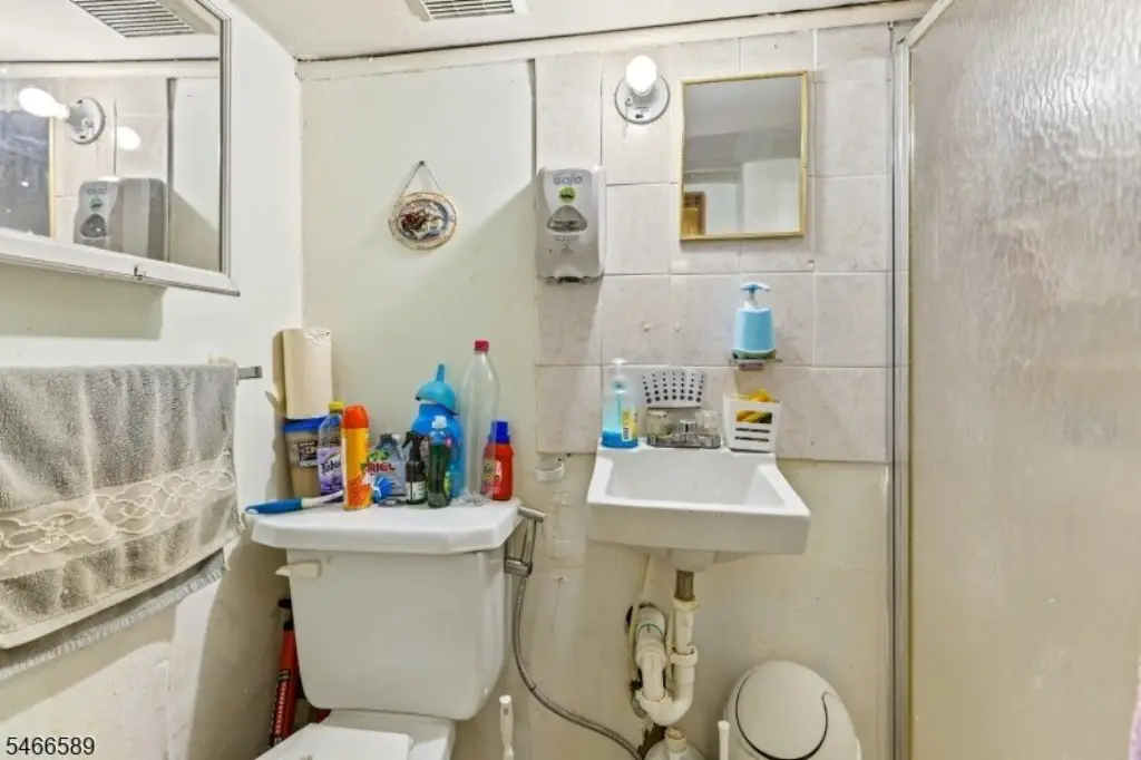 Picture 30