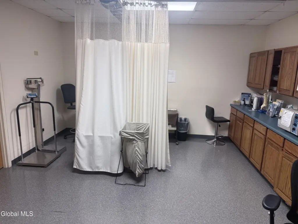 Picture 5