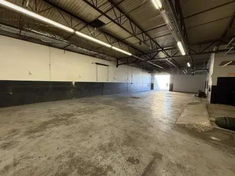 North Dallas Industrial Flex Space
