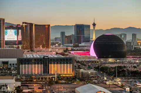 Las Vegas Condo with Views