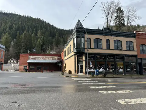 Historic Mixed-Use Buildings in Wallace