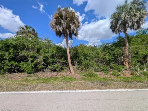 2.73-Acre Parcel in Naples, FL