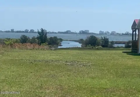 Waterfront Lot in Mimosa Bay