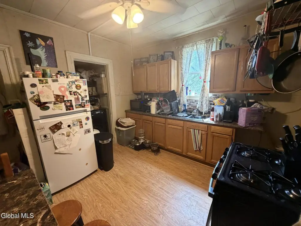 Picture 28