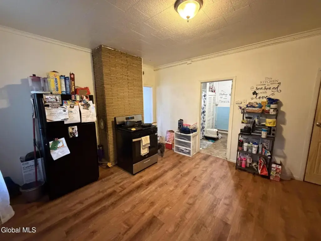 Picture 30