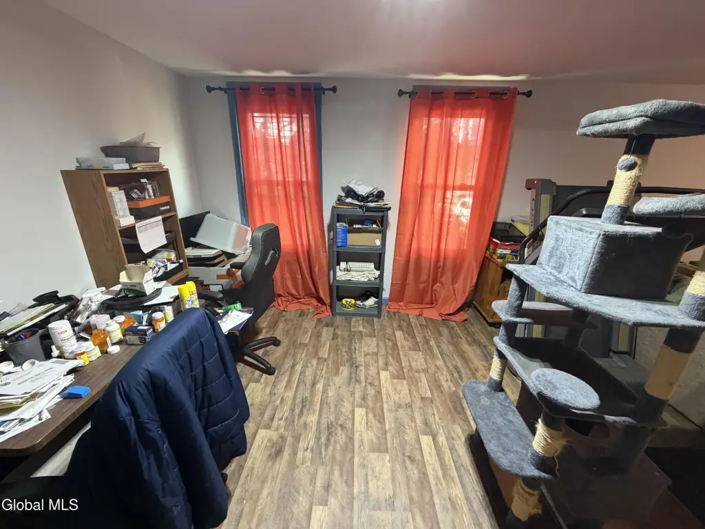 Picture 12