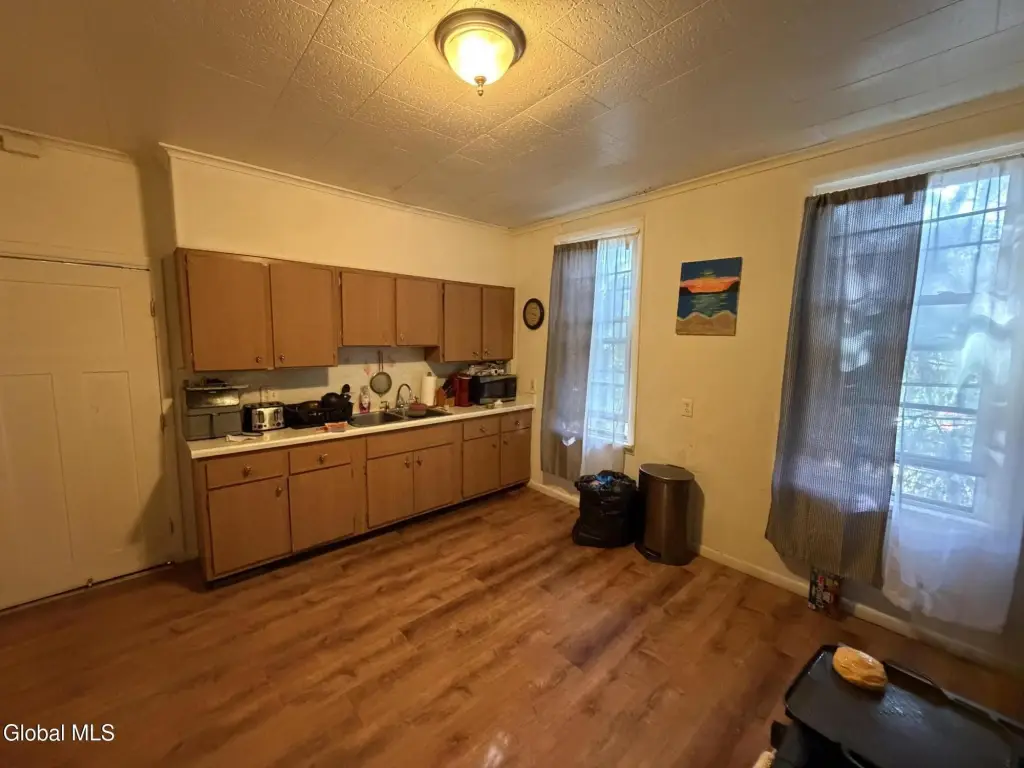 Picture 28