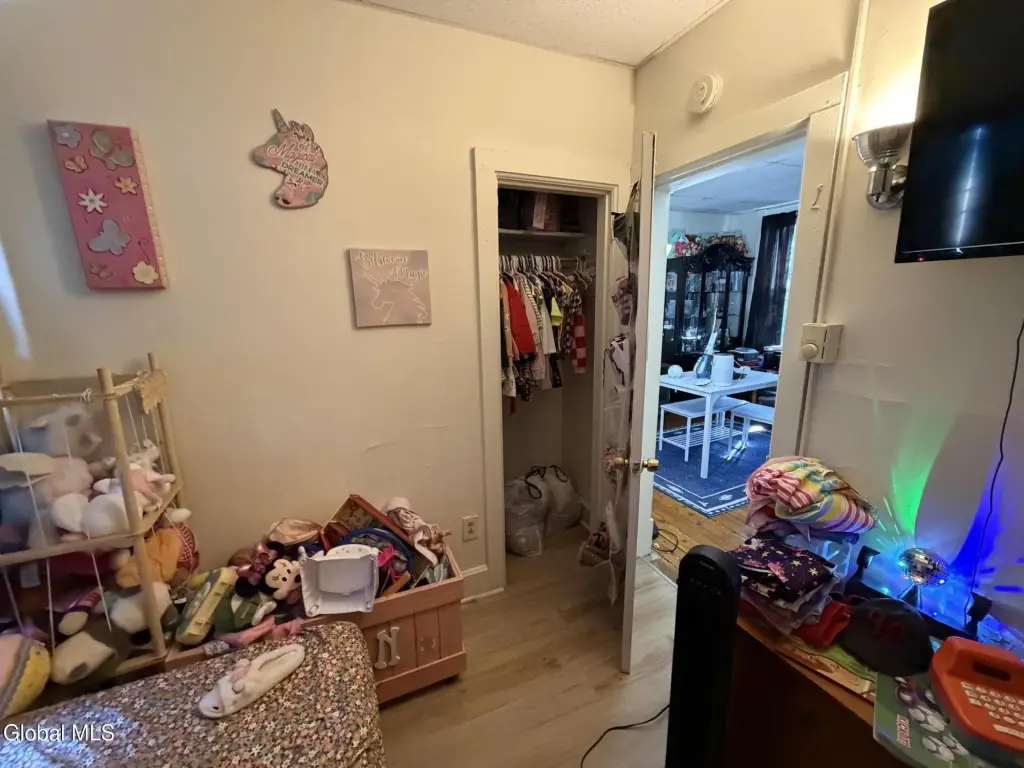 Picture 46