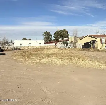 Spacious Lot in Socorro, TX