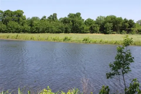 23 Acres Near Bois D’Arc Lake