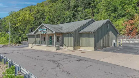 Plymouth Bar/Club with Licenses