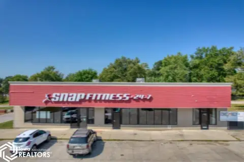 Leased Two-Unit Fitness Property