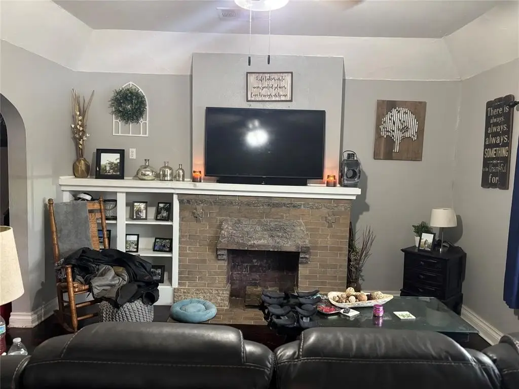 Picture 4