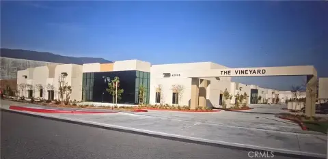 Versatile Industrial Unit in Temecula