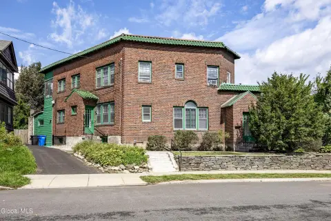 Brick Triplex with Separate Utilities