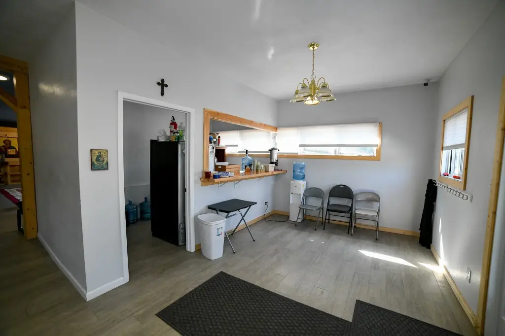 Picture 4