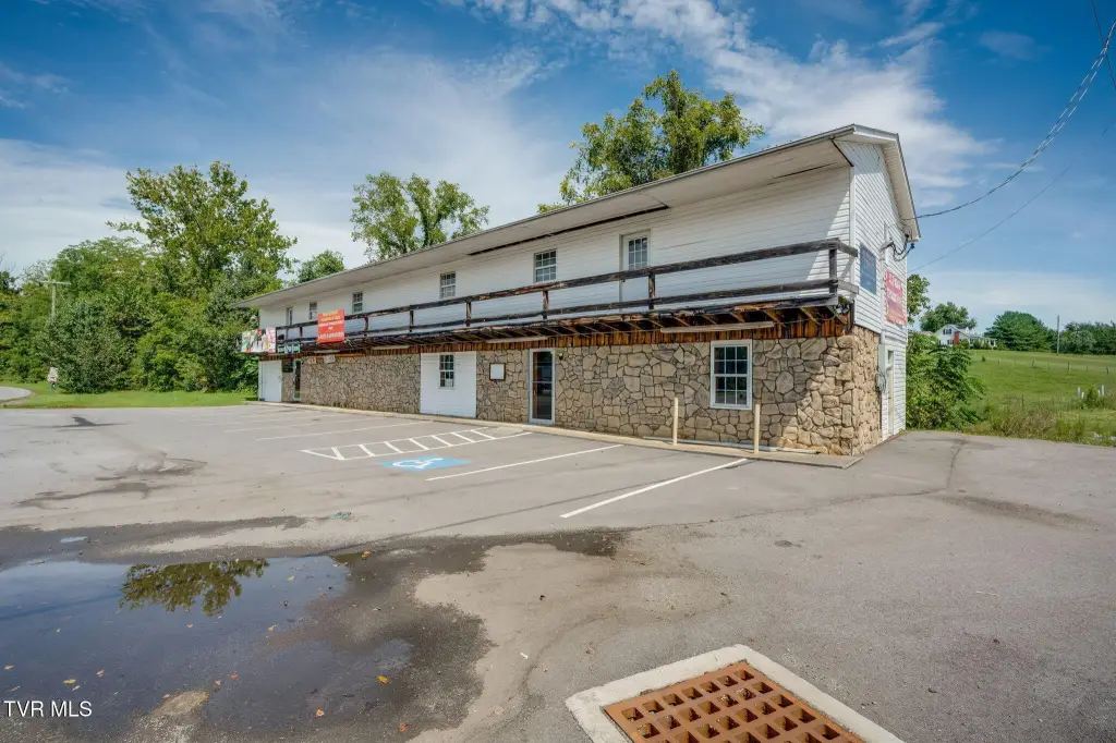 Picture 4