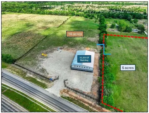Warehouse with Highway Frontage