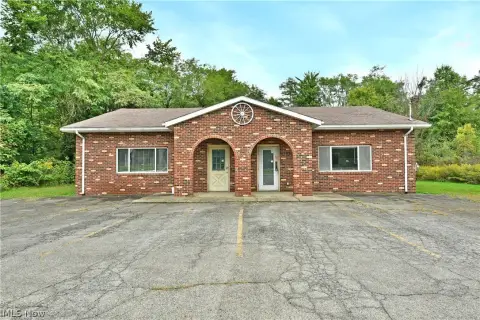 Brick Restaurant with Two Dining Rooms