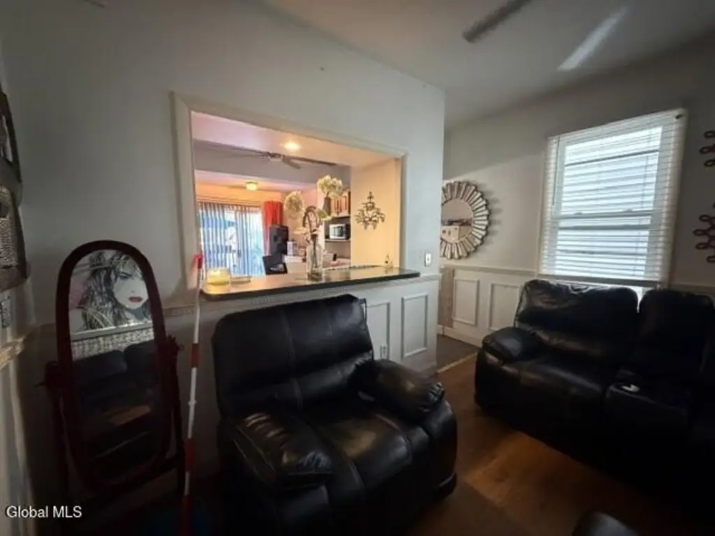 Picture 18