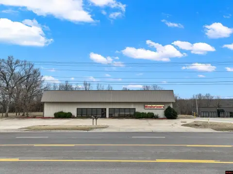 Highway Frontage Commercial Building
