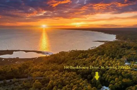 St Teresa Land Near Beach