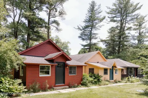 Turn-Key Pocono Pines Vacation Rental