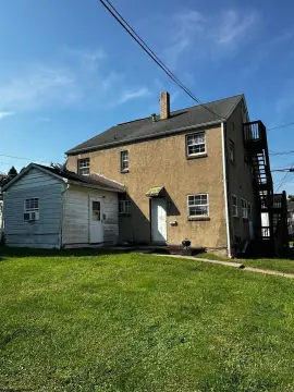 Two-Story Triplex