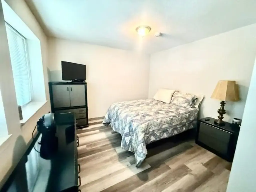 Picture 11