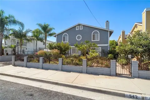 Duplex with Matching Floor Plans
