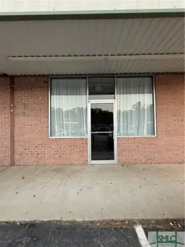 Office/Retail Space in Midway, GA