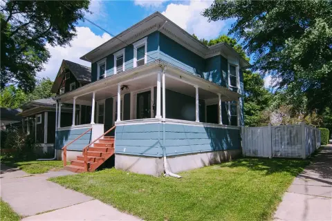 Renovated Duplex with Two Units