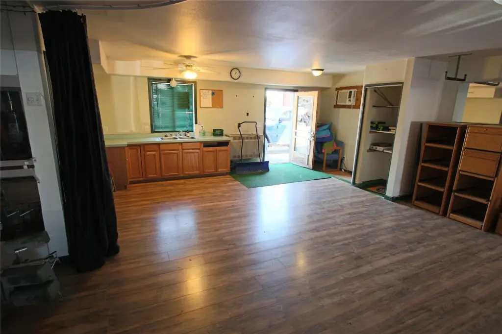 Picture 11