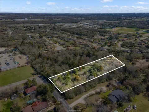 Undeveloped Residential Lot Near Highway