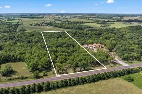 Residential Land in Wolf Valley Ranch